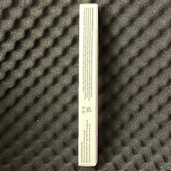 Rare Beauty Perfect Strokes Longwear & Waterproof Gel Eyeliner - Picture 7 of 11